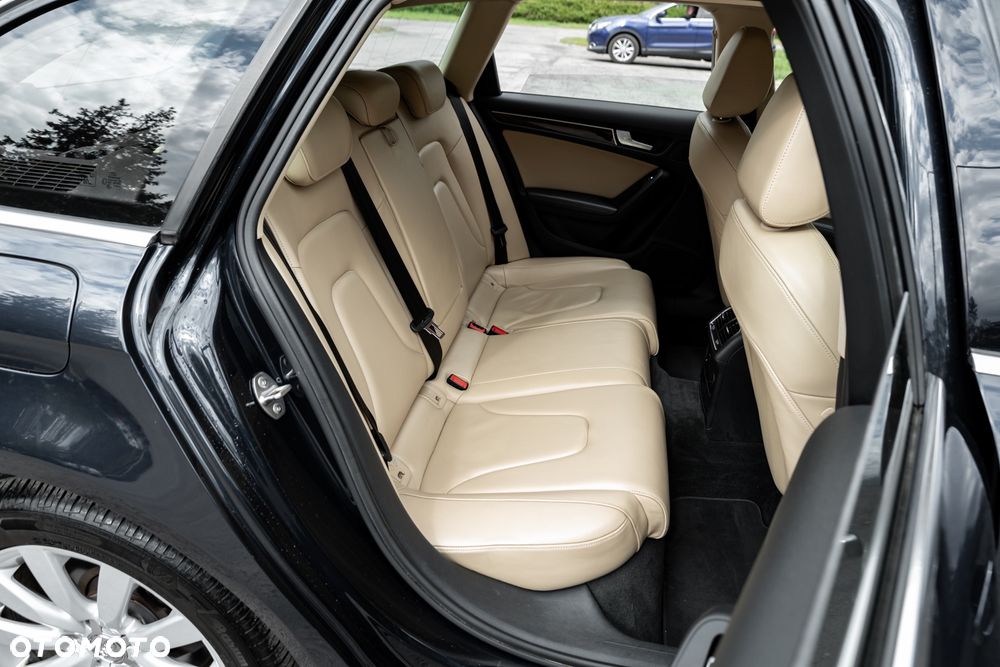 Audi A4 Avant 2.0 TDI DPF multitronic Attraction - 23