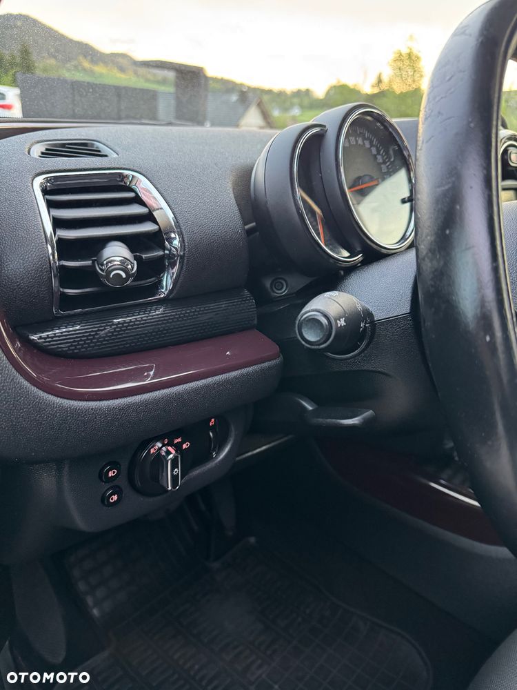 MINI Clubman Cooper D Untold Edition - 22