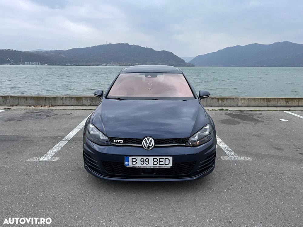 Volkswagen Golf 2.0 TDI DPF BMT GTD - 2