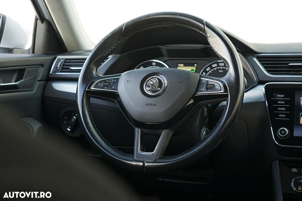 Skoda Superb 2.0 TDI DSG Style - 12