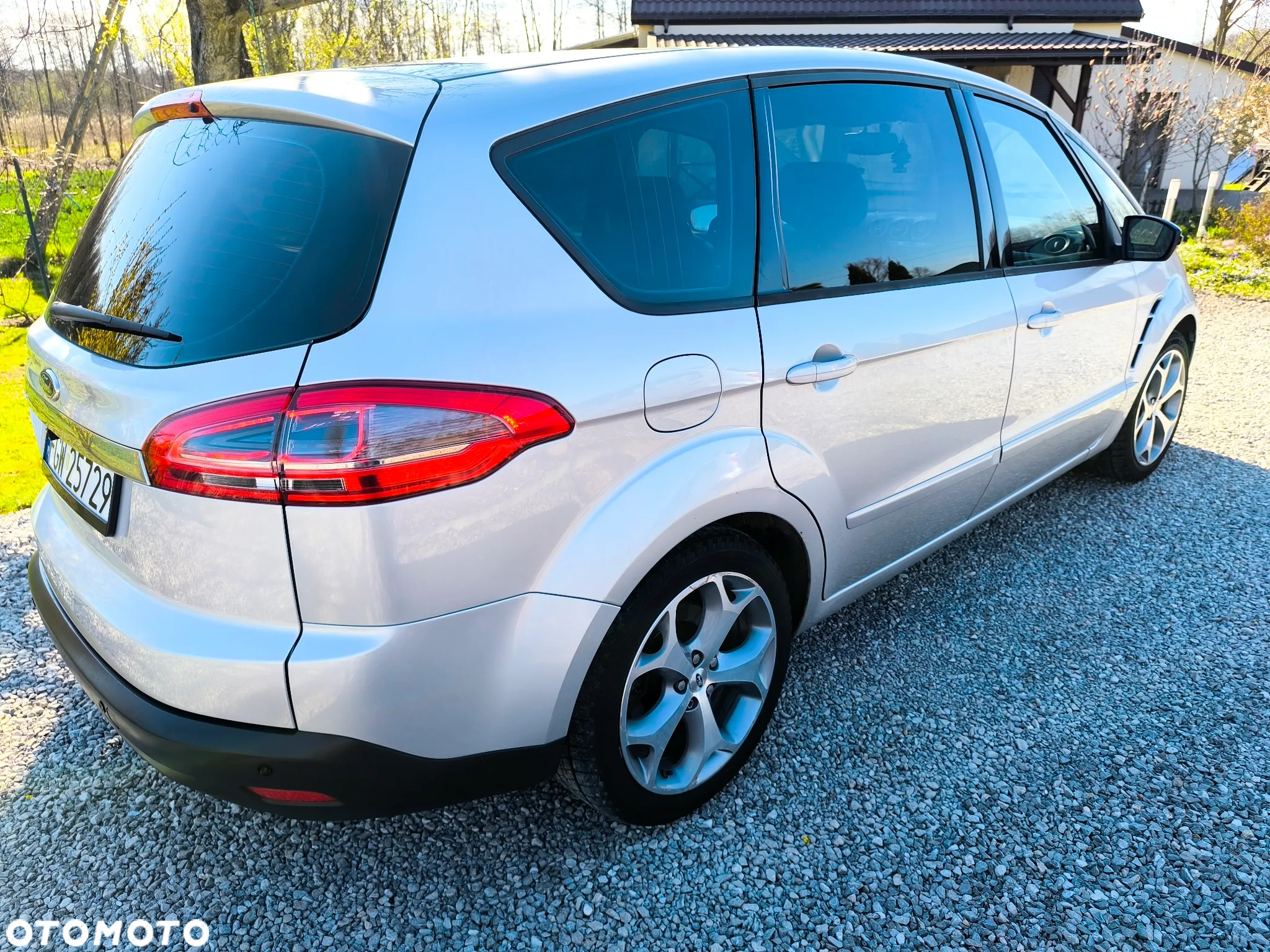 Ford S-Max - 8