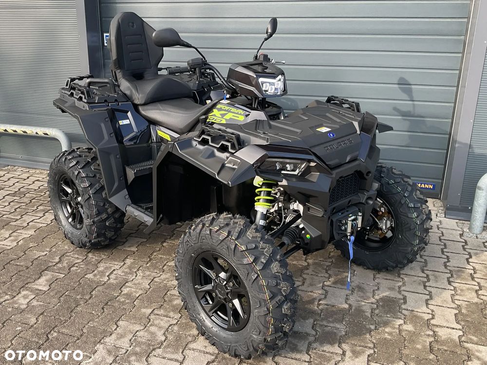 Polaris Sportsman - 4