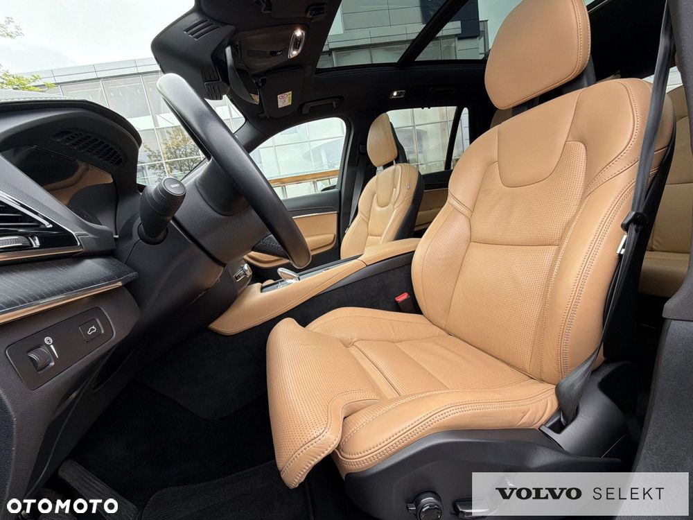 Volvo XC 90 - 11