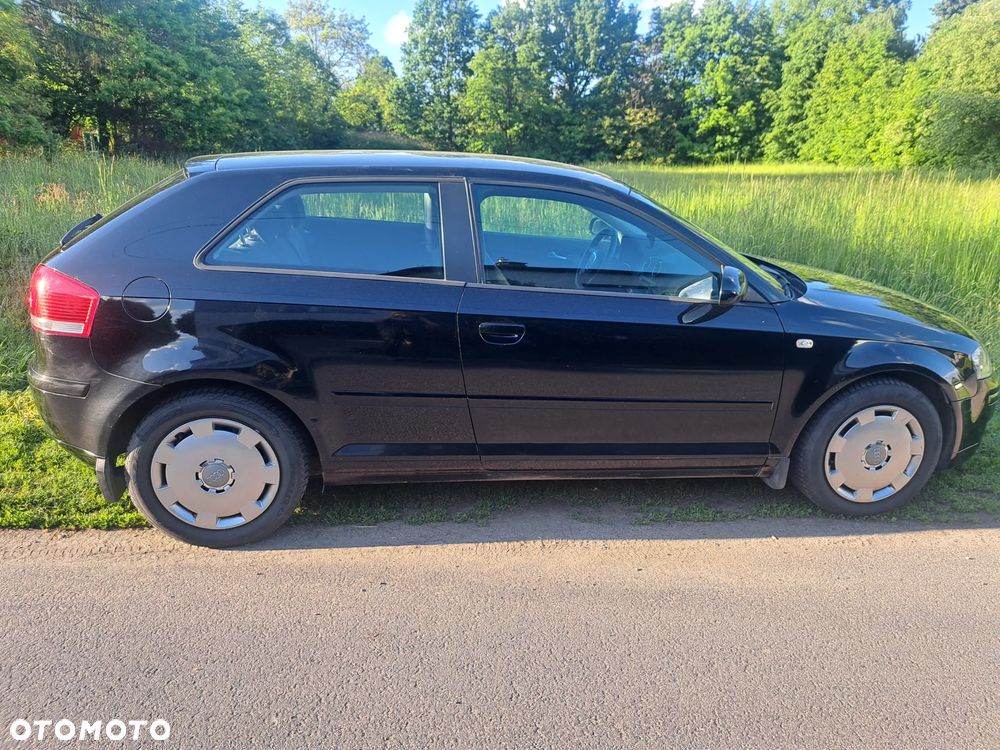 Audi A3 3-drzwiowe 1.9 TDI DPF e - 5