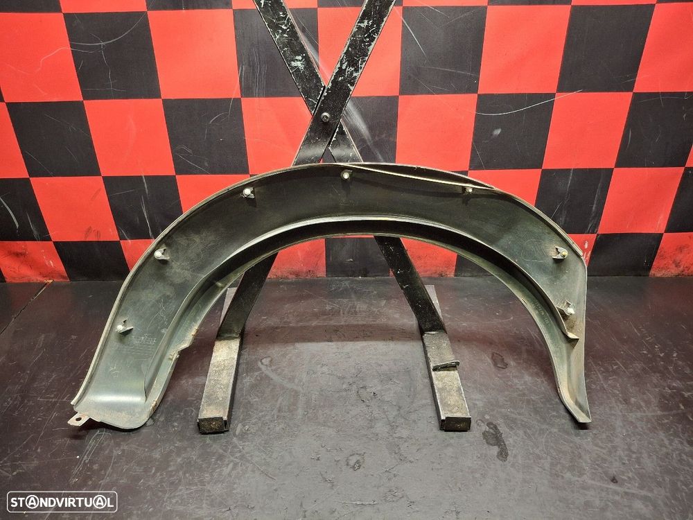 Abas Guarda Lamas Nissan Pick Up (D22) - 2