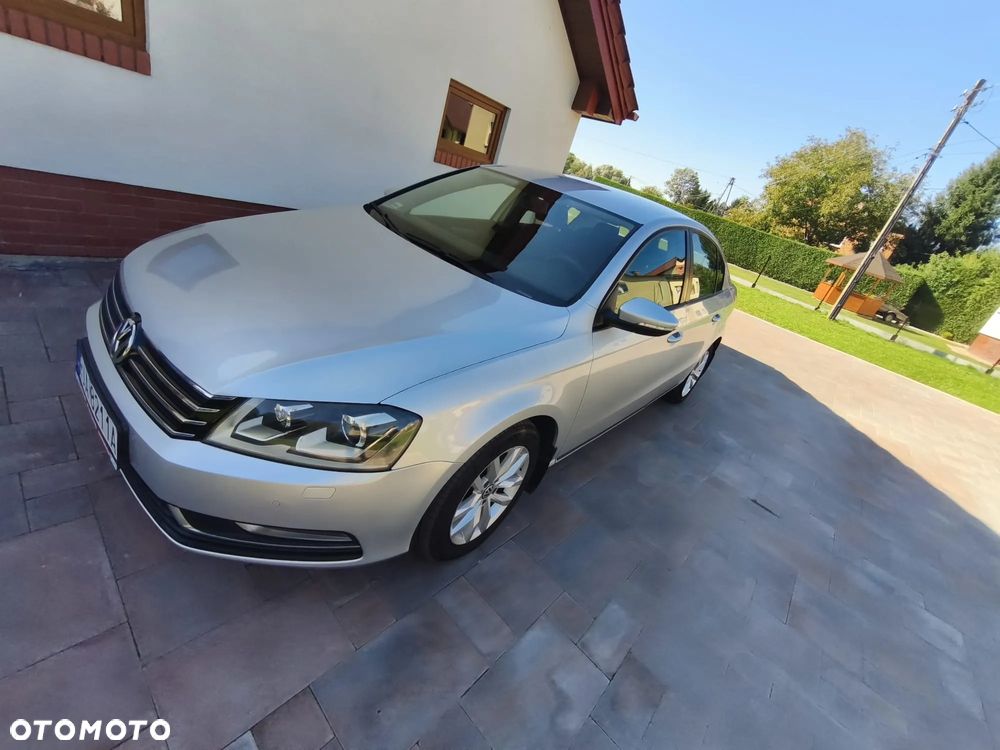 Volkswagen Passat 2.0 TDI Trendline - 14