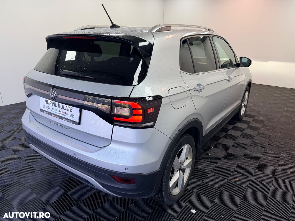 Volkswagen T-Cross 1.0 TSI DSG Life - 17