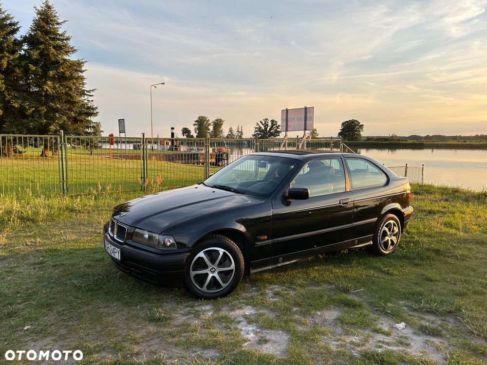 BMW Seria 3 318tds - 1