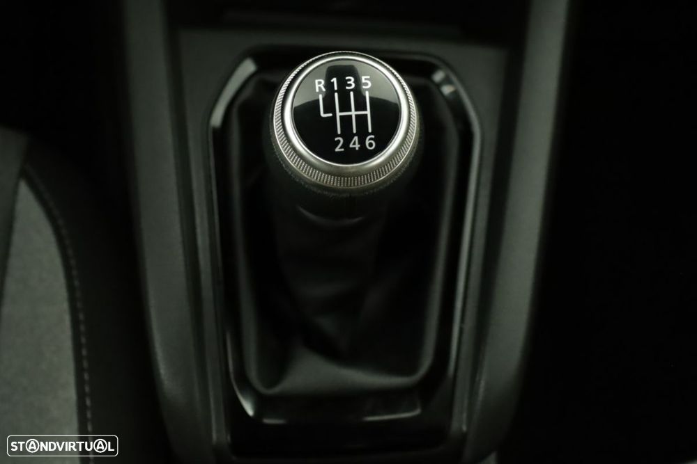 Renault Clio 1.0 TCe Evolution - 13