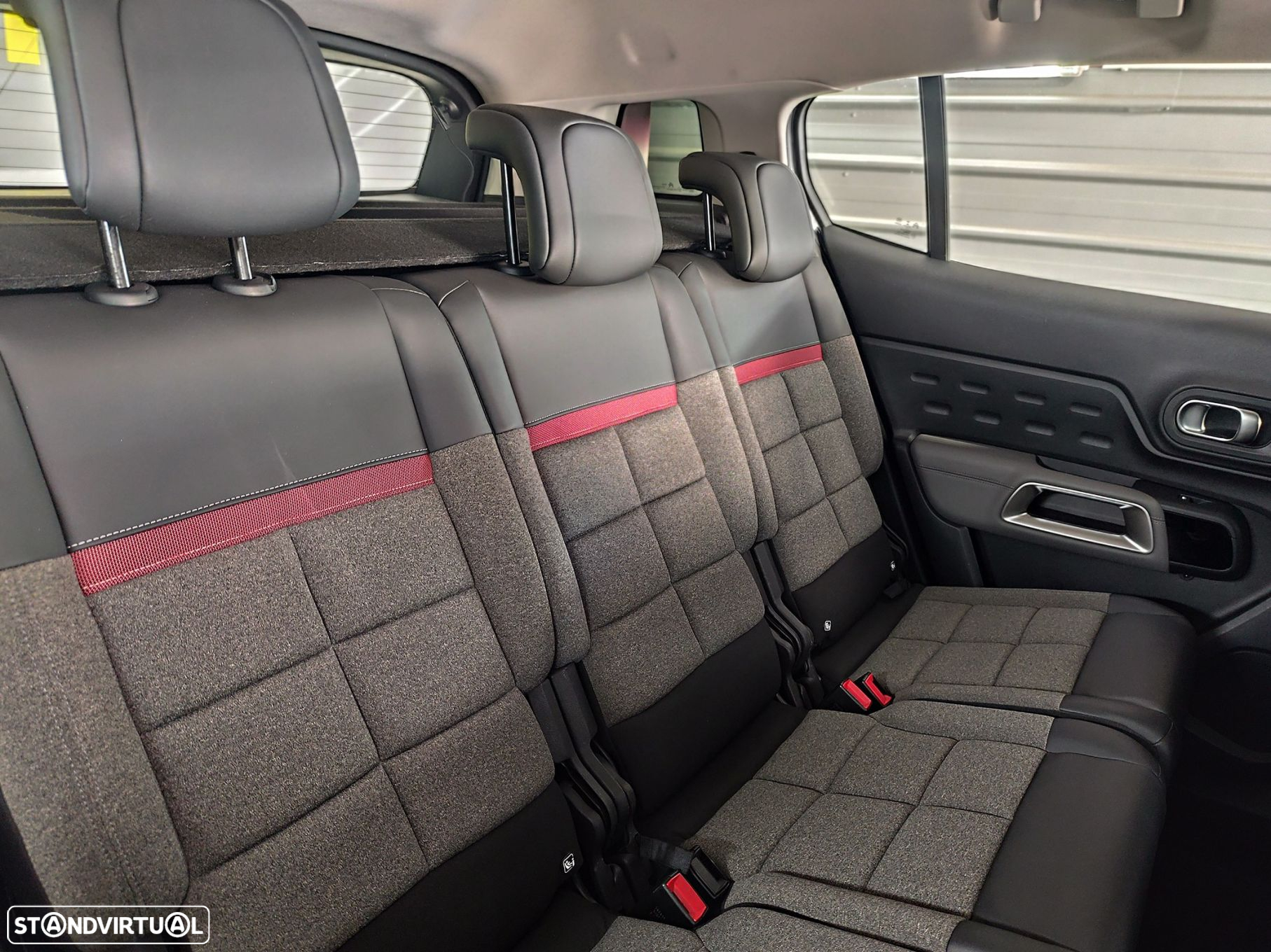 Citroën C5 Aircross 1.6 Hybrid Feel Pack e-EAT8 - 28