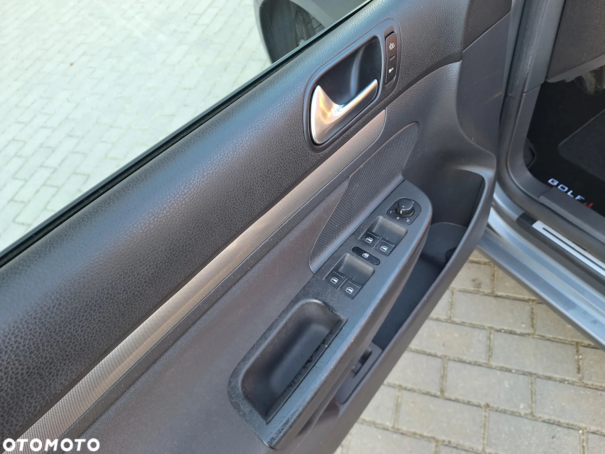 Volkswagen Golf 1.4 Goal - 26