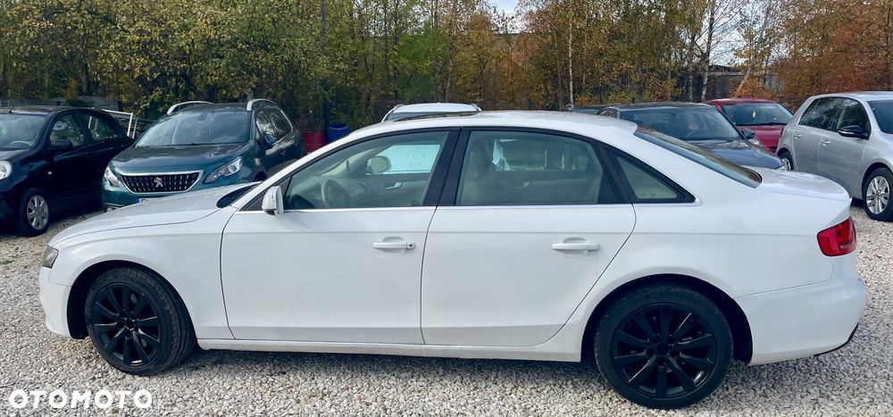 Audi A4 Limousine - 8
