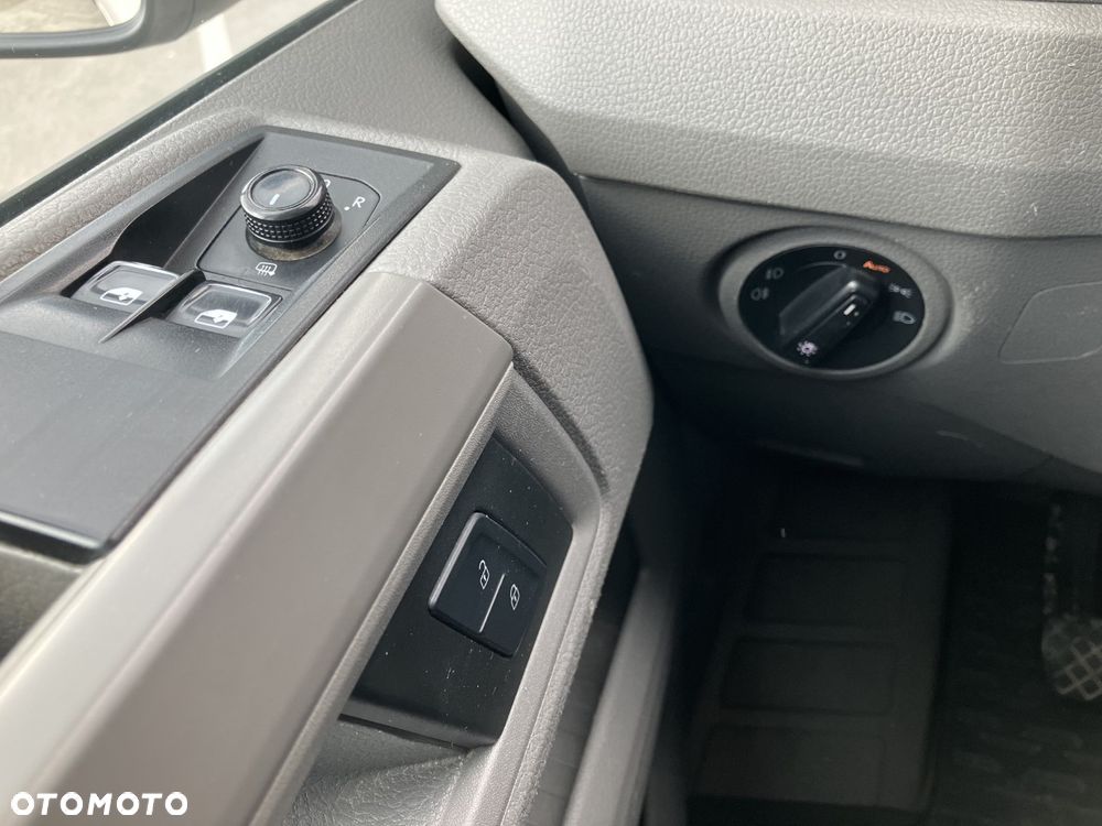 Volkswagen CRAFTER L4 DOKA SKRZYNIA - 17