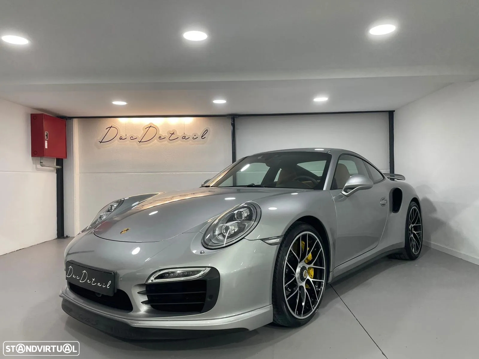 Porsche 911 (991) Turbo S PDK - 8