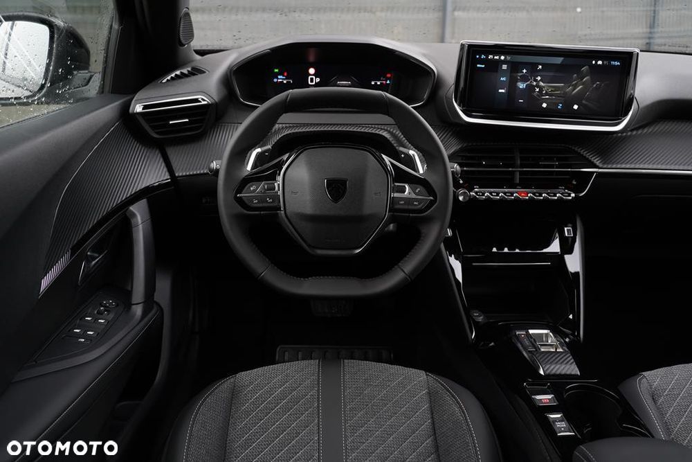 Peugeot 2008 PureTech mHEV Allure e-DCS6 - 12