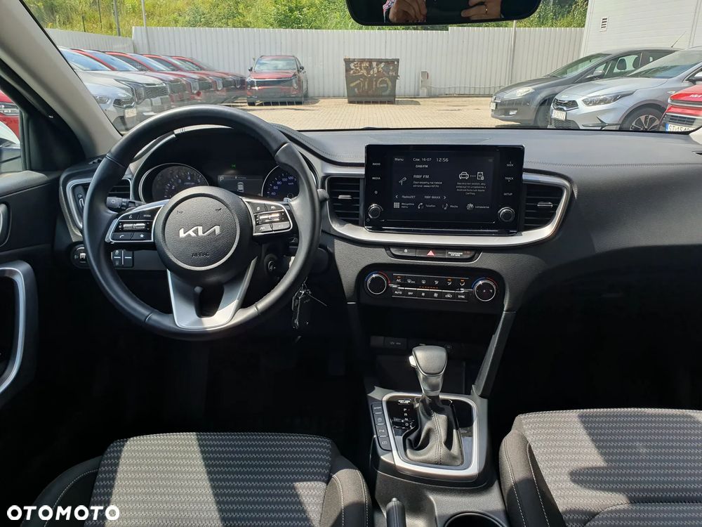 Kia Ceed 1.5 T-GDI M DCT - 29