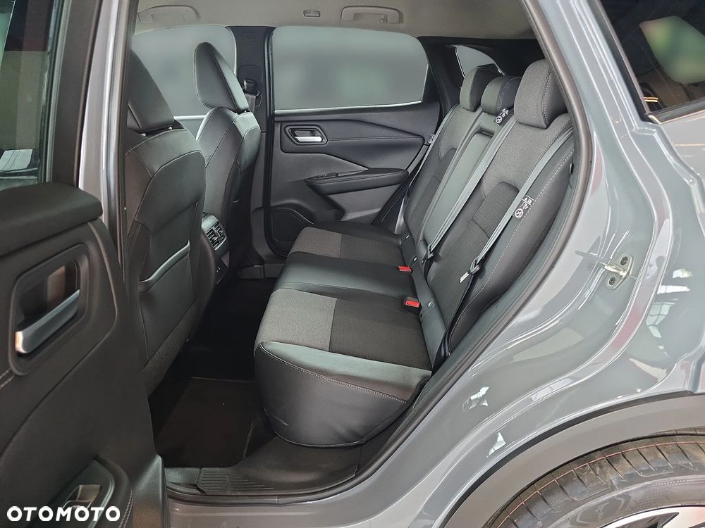 Nissan Qashqai 1.3 DIG-T MHEV N-Connecta Xtronic - 8