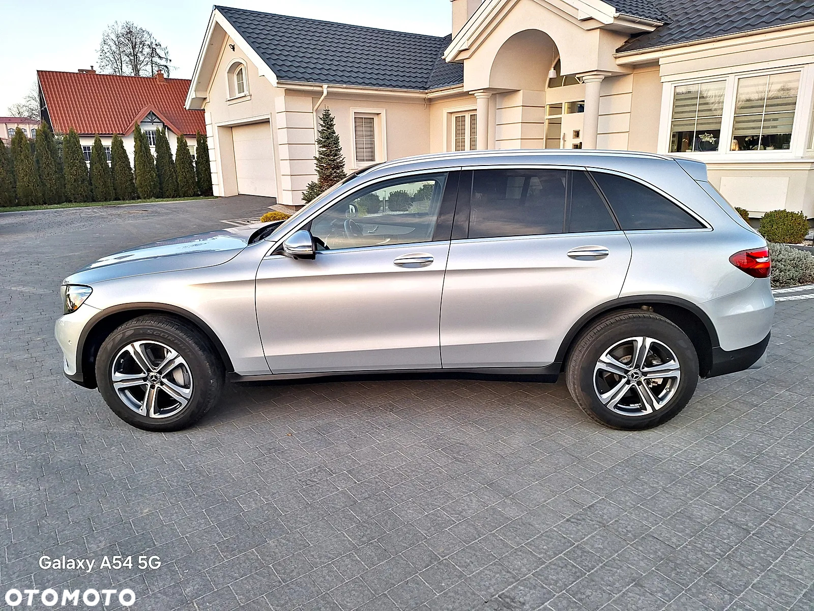 Mercedes-Benz GLC - 6
