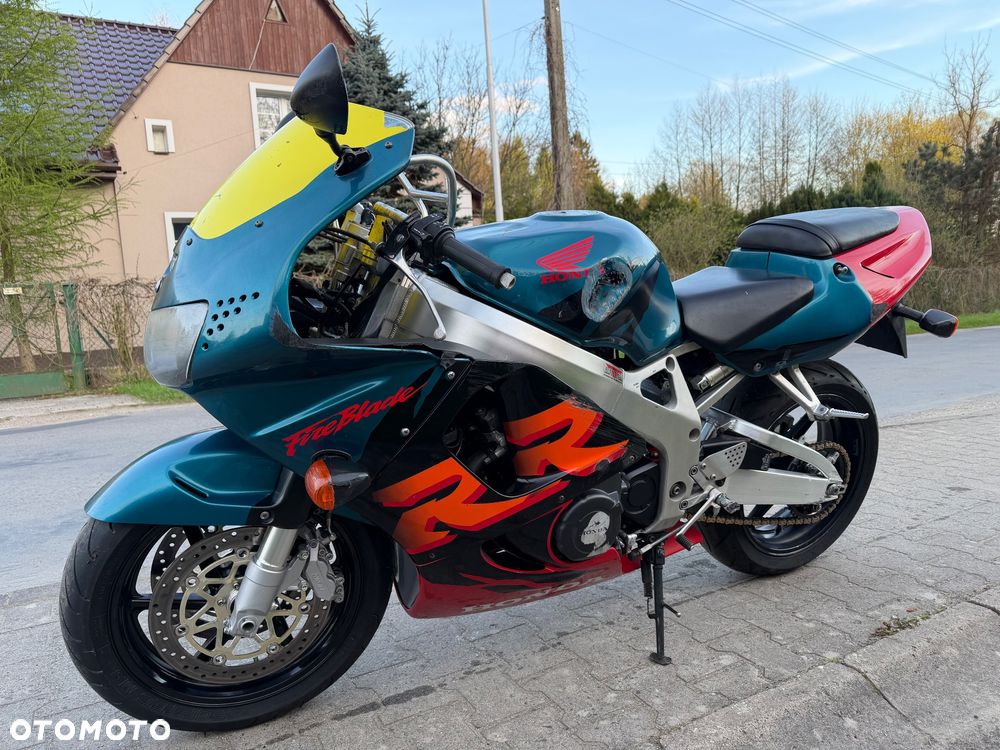 Honda CBR - 4