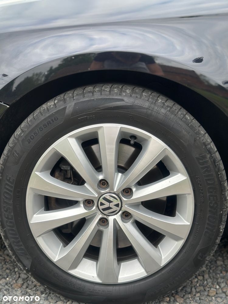 Volkswagen Passat 2.0 TDI DSG BlueMotion Technology Comfortline - 18