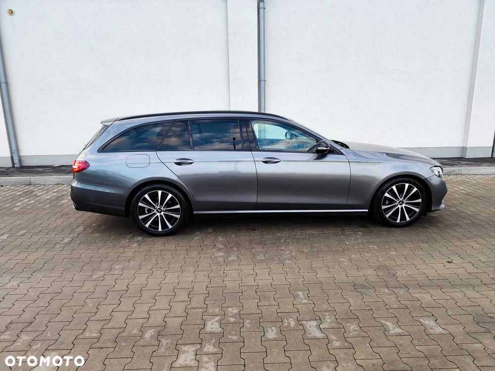 Mercedes-Benz Klasa E 300 d 9G-TRONIC Avantgarde - 6