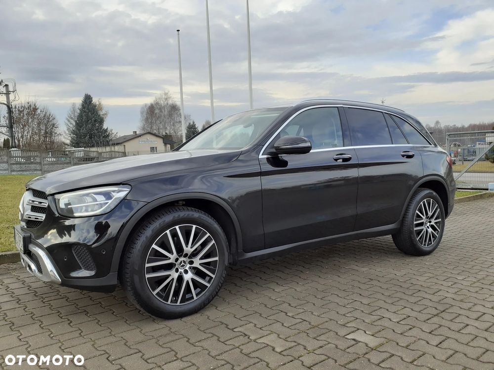 Mercedes-Benz GLC 200 4Matic 9G-TRONIC Exclusive - 3