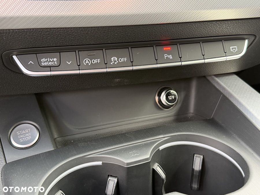 Audi A4 Avant 40 TDI S tronic sport - 26