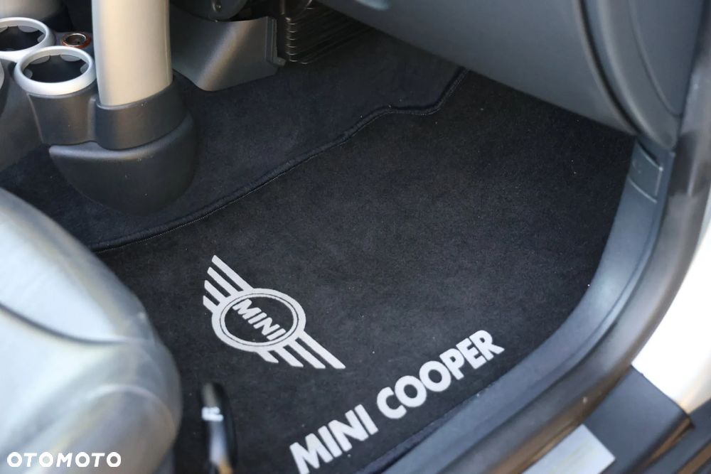 MINI Cooper S - 16