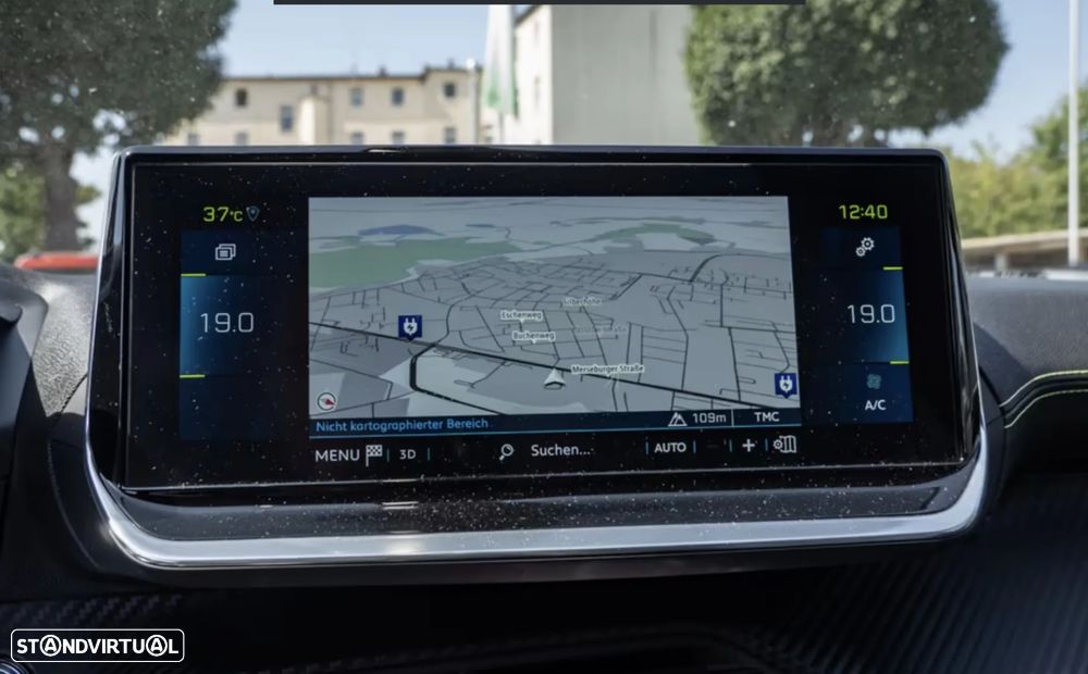 Peugeot e-2008 50 kWh GT - 10