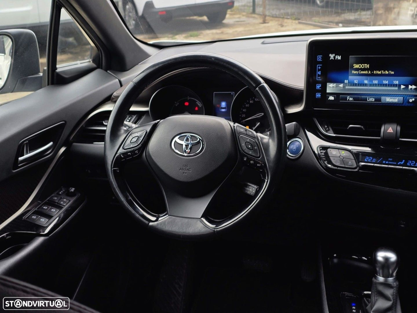 Toyota C-HR 1.8 HSD Exclusive+P.Luxury - 29