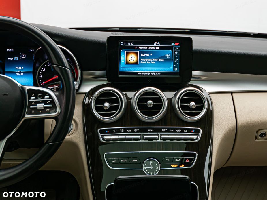 Mercedes-Benz Klasa C 300 9G-TRONIC - 20