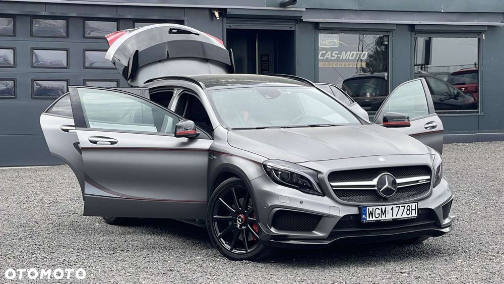 Mercedes-Benz GLA - 11