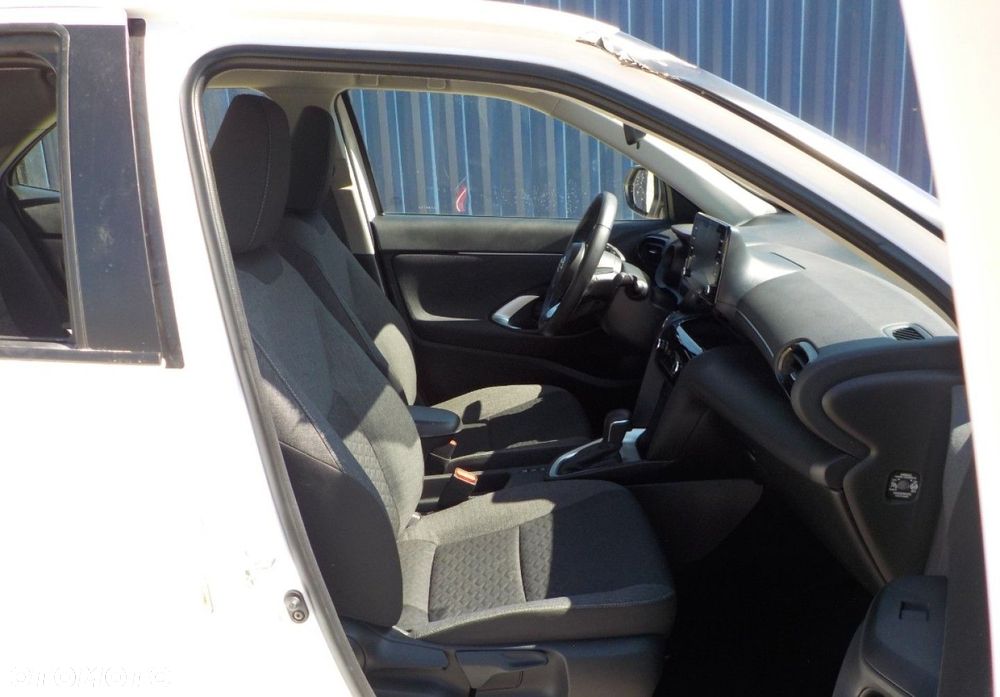 Toyota Yaris Cross - 22