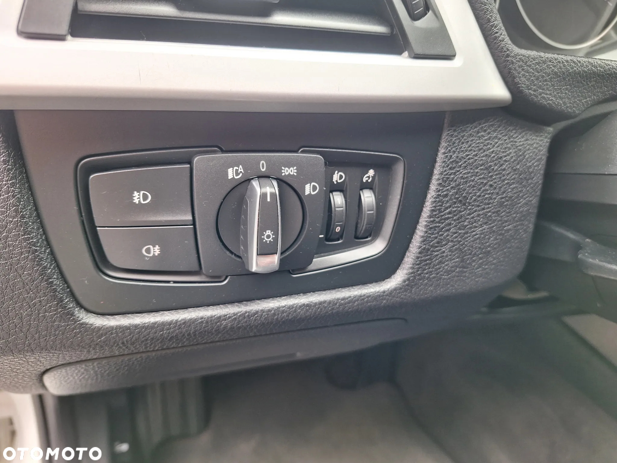 BMW Seria 3 - 32