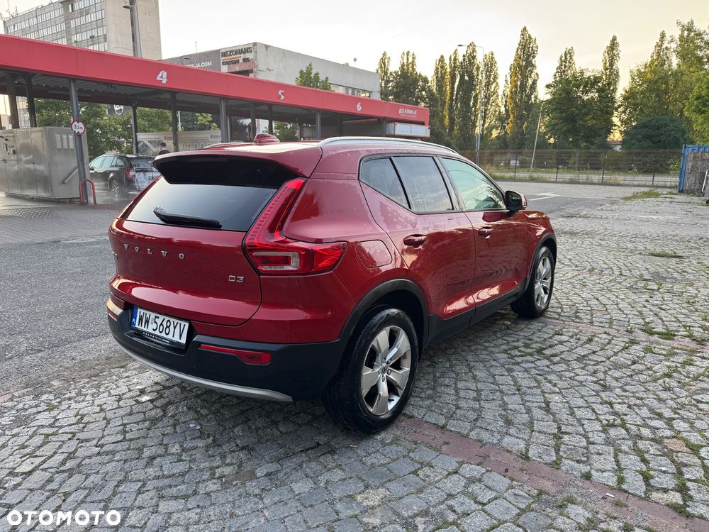 Volvo XC 40 D3 AWD Momentum Pro - 5