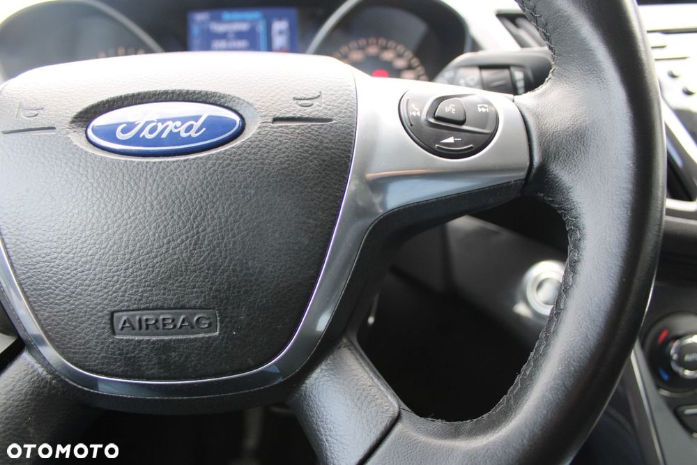 Ford Kuga - 29