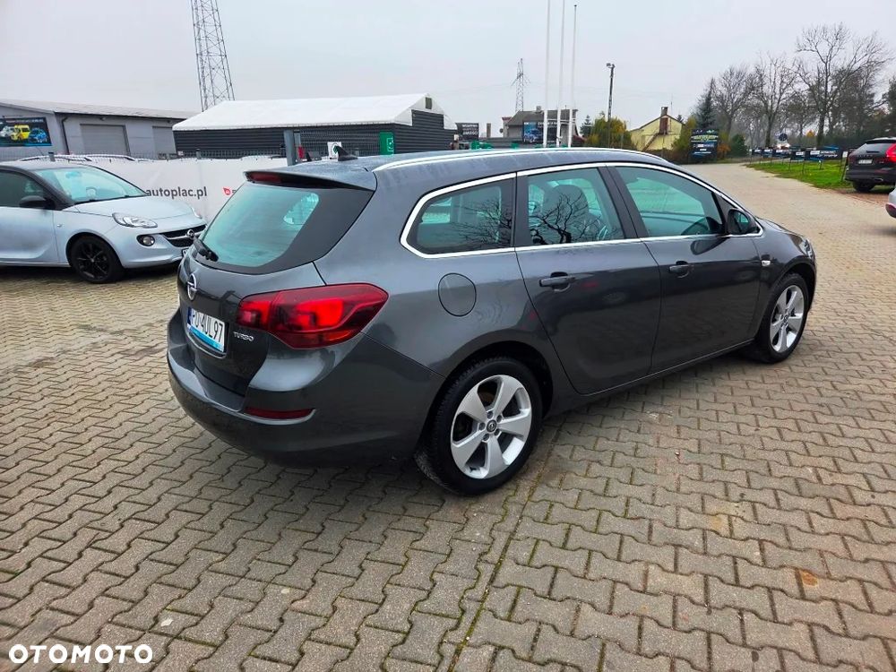 Opel Astra IV 1.4 T Cosmo - 6