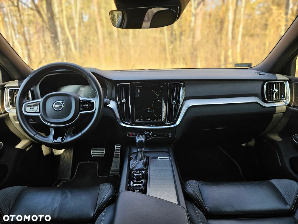 Volvo S60 T4 R-Design - 39
