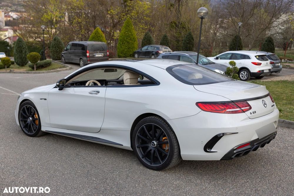 Mercedes-Benz S 63 AMG - 9