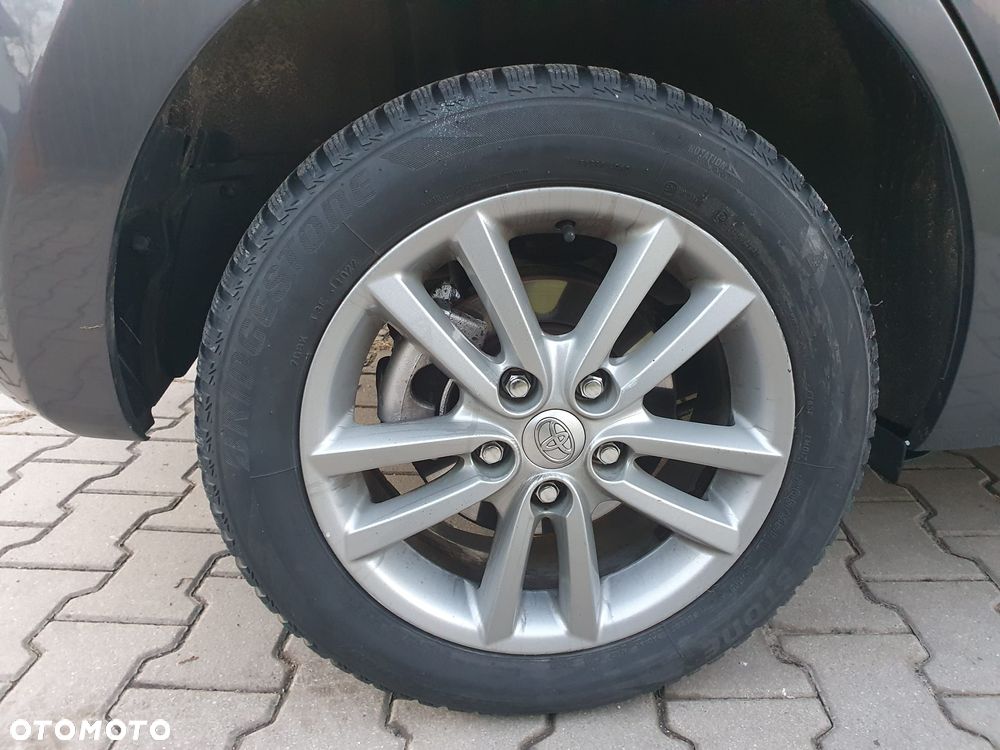 Toyota Auris 2.0 D-4D Edition - 22