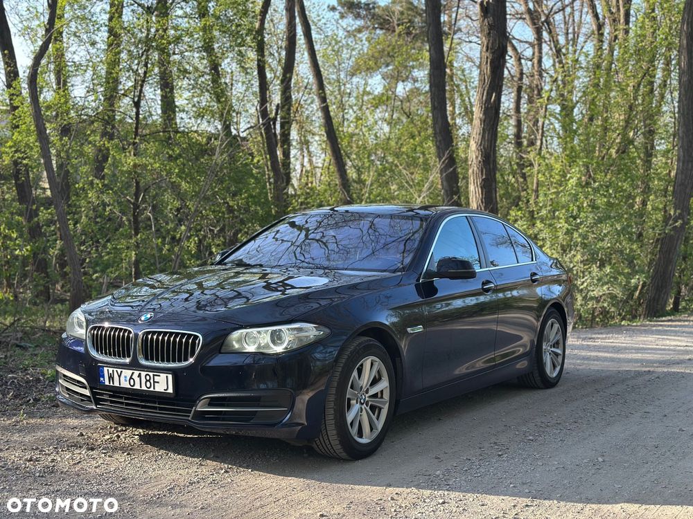 BMW Seria 5 528i xDrive - 1