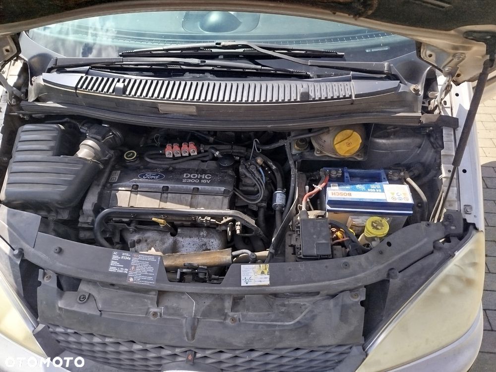 Ford Galaxy - 4