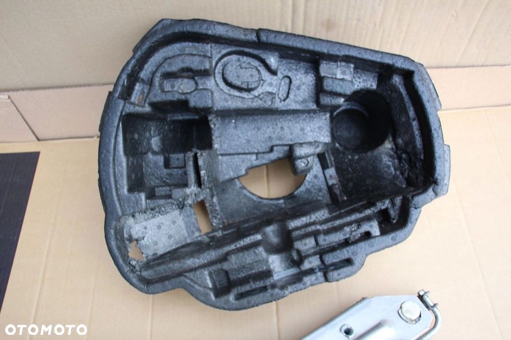 Lewarek podnośnik klucz do kół ucho holownicze VW AUDI SKODA SEAT - 1