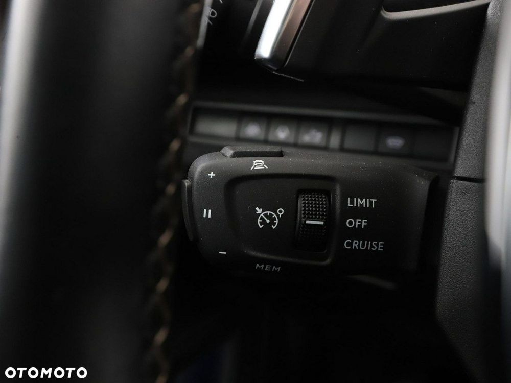 Peugeot 5008 2.0 BlueHDi GT S&S EAT8 - 33