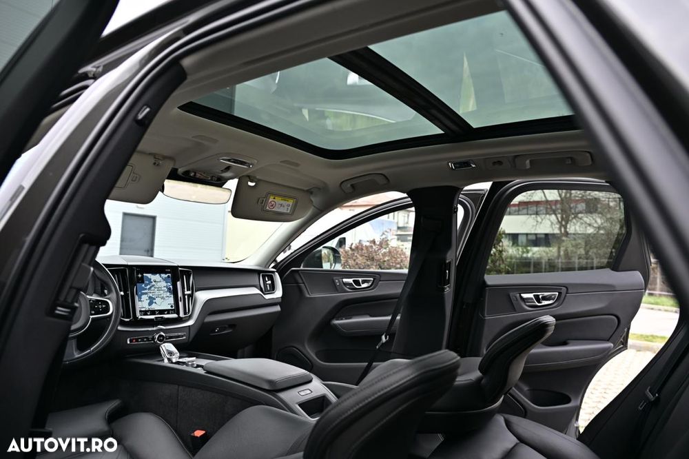 Volvo XC 60 B4 MHEV AT8 AWD Inscription - 24
