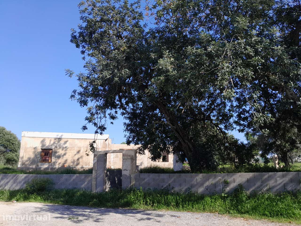 Terreno C/ Casa em construção Pechão - Grande imagem: 2/5