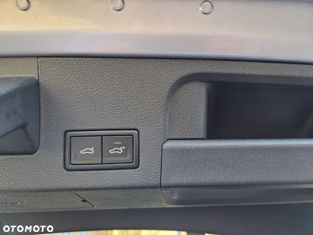 Volkswagen Arteon 2.0 TDI 4Motion SCR R-Line Edition DSG - 8