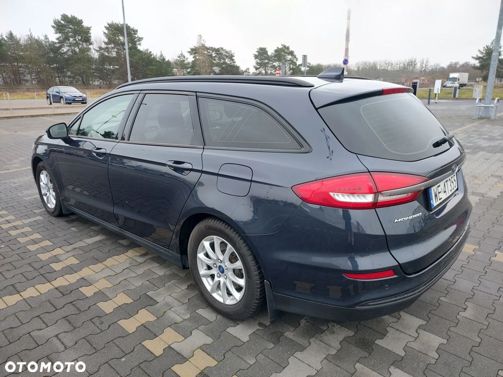 Ford Mondeo 2.0 Hybrid Trend - 4