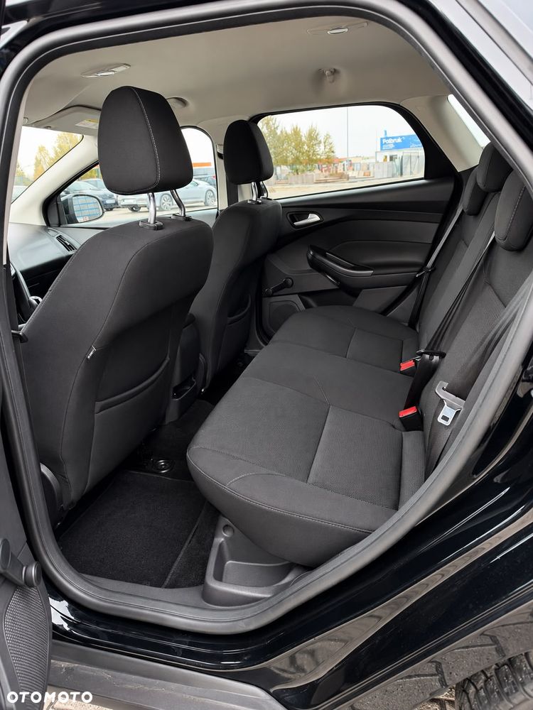 Ford Focus 2.0 TDCi DPF Start-Stopp-System COOL&CONNECT - 24