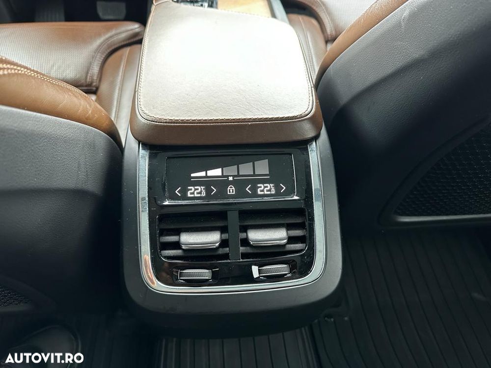 Volvo XC 90 T6 AWD Geartronic Inscription - 10